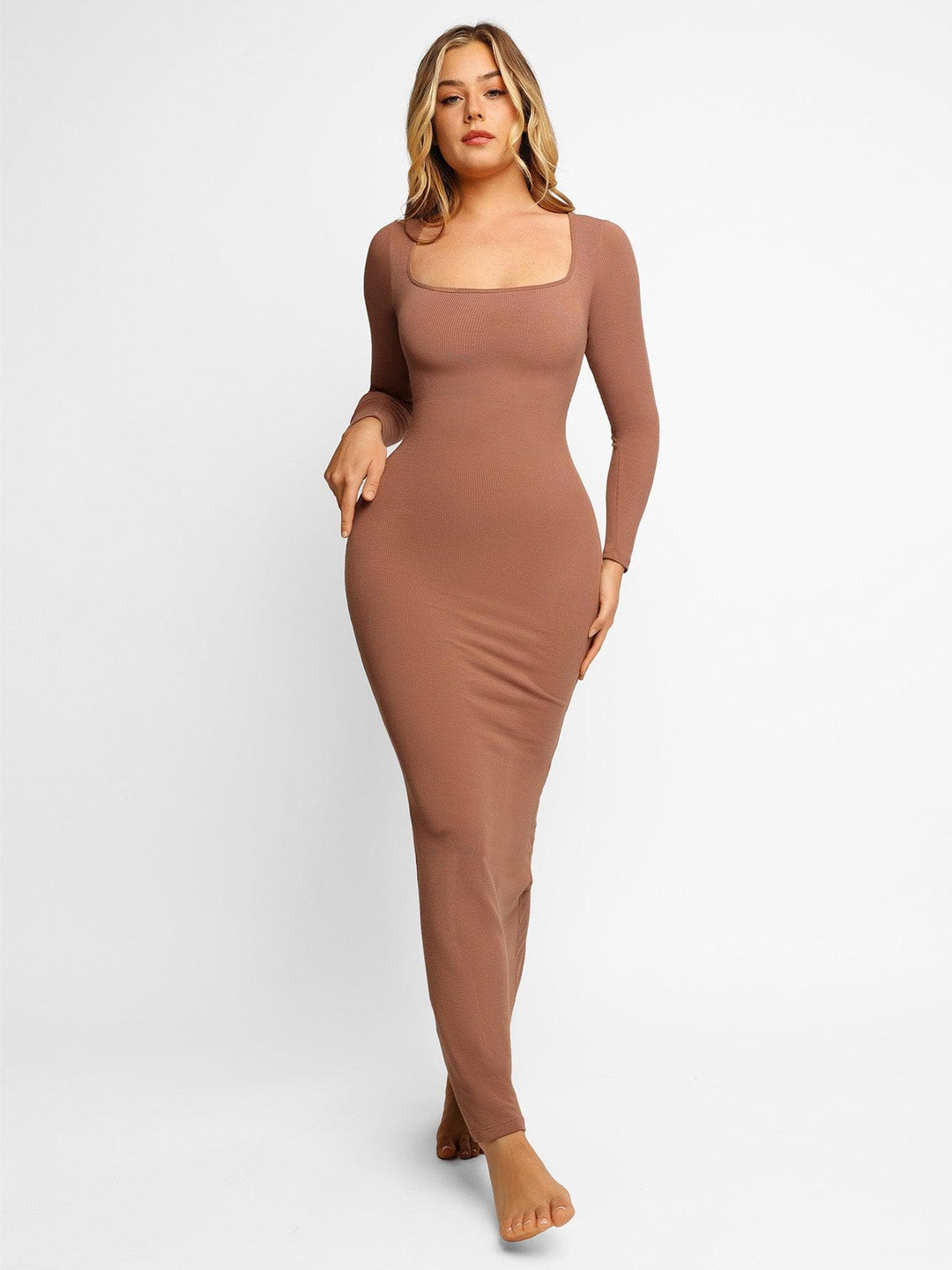 Long, slim-fitting dress