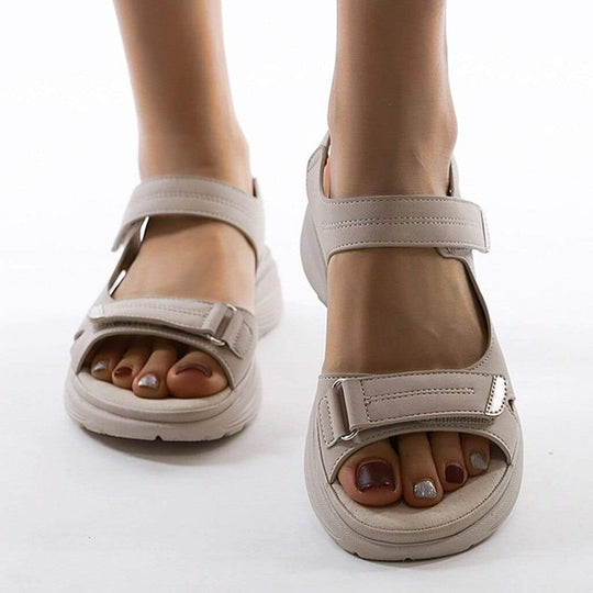 Weich gepolsterte Sandalen für Frauen